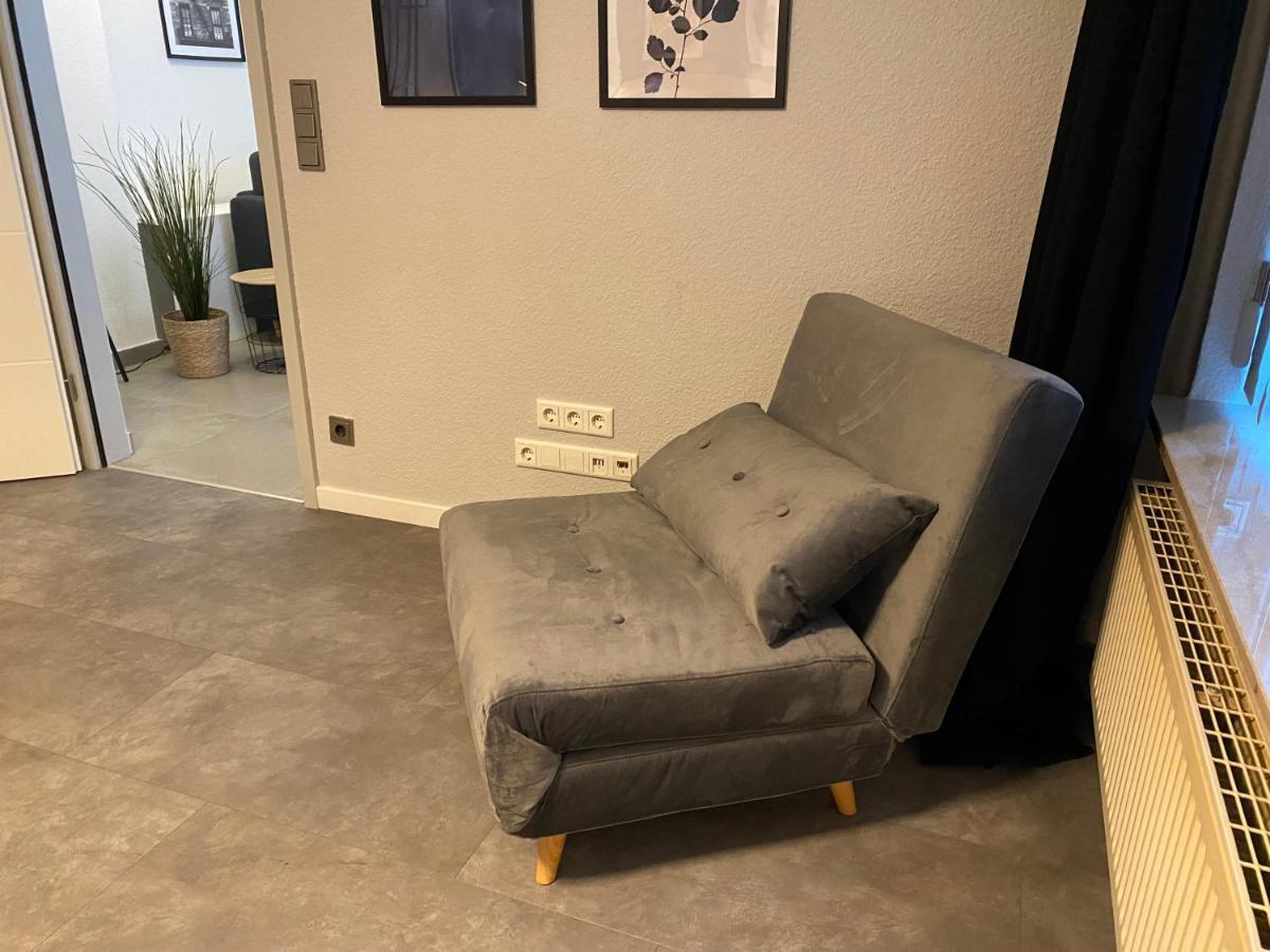 Modernes 2-zi-apartment In Innenstadt-lage *
